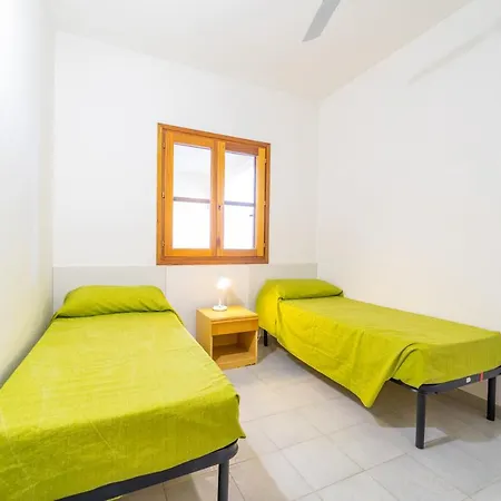Aparthotel Iss Travel, L'avru - 700 M From La Cinta *