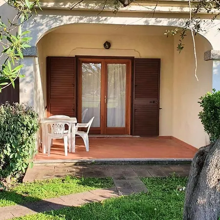 Iss Travel, L'avru - 700 M From La Cinta